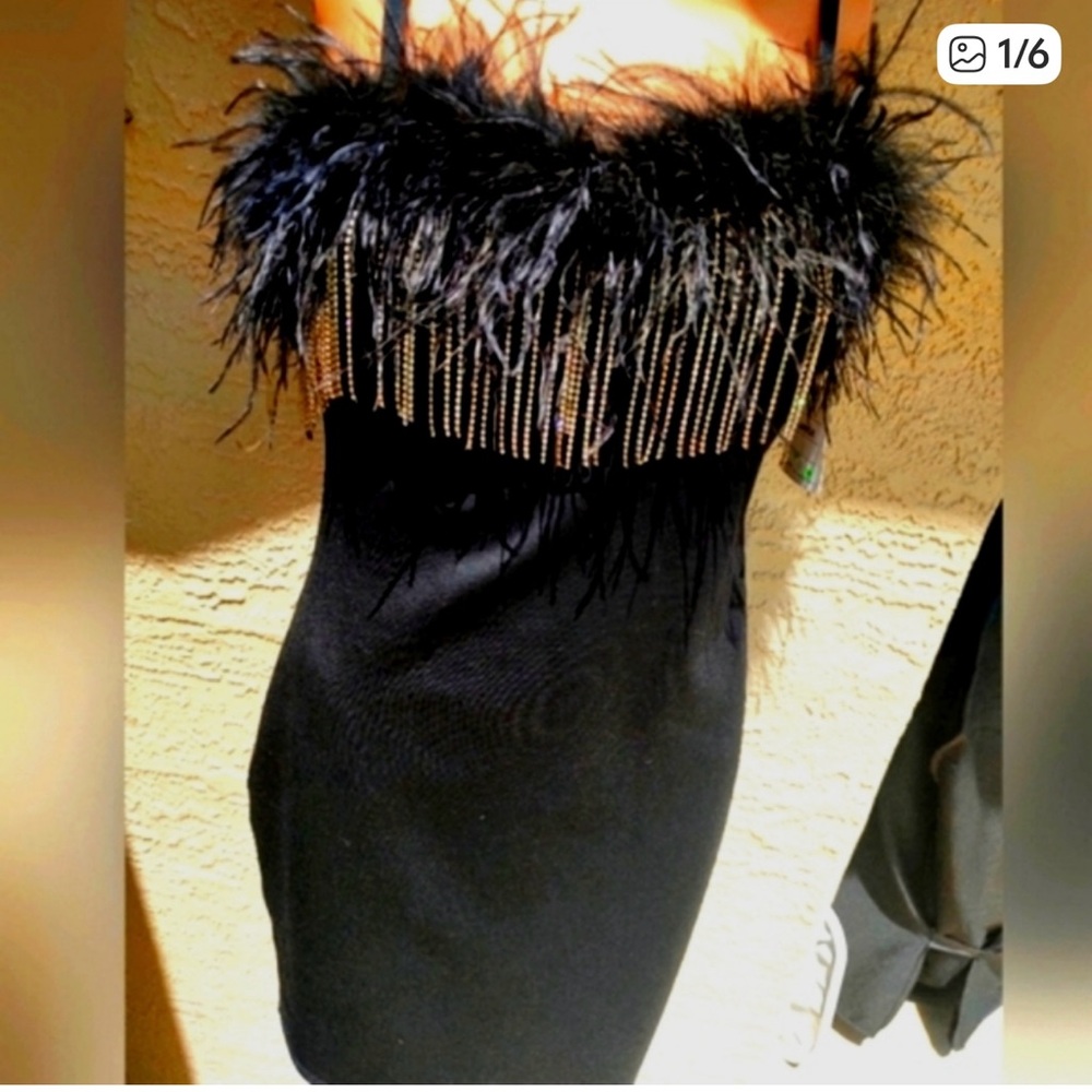 Hot & Delicious Black Strapless Feather-Trim Cocktail Dress with Beaded Fringe